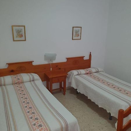 Hostal los Ángeles La Puebla de Cazalla Esterno foto