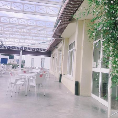 Hostal los Ángeles La Puebla de Cazalla Esterno foto