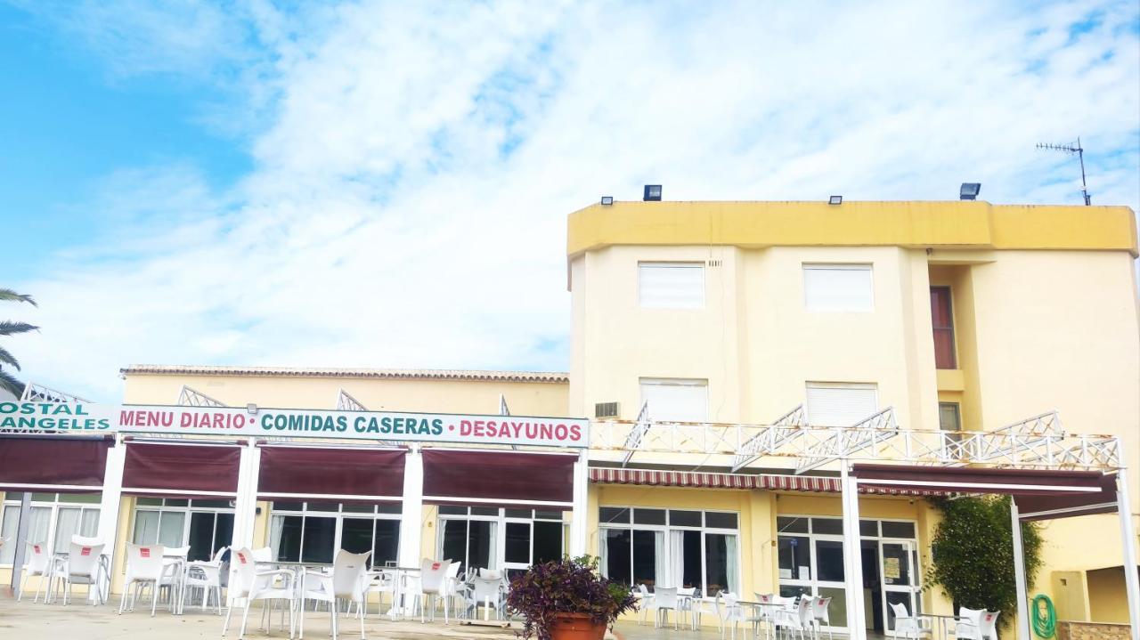 Hostal los Ángeles La Puebla de Cazalla Esterno foto